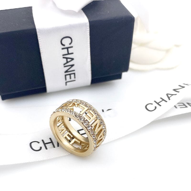 18K Chanel Diamond Ring