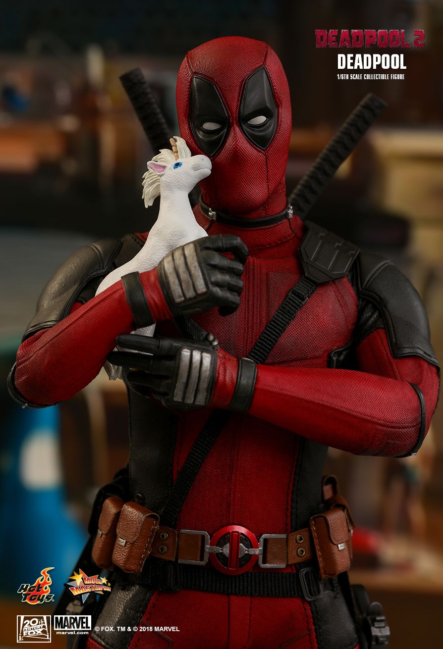 Hot Toys Deadpool 1/6 Scale Action Figure
