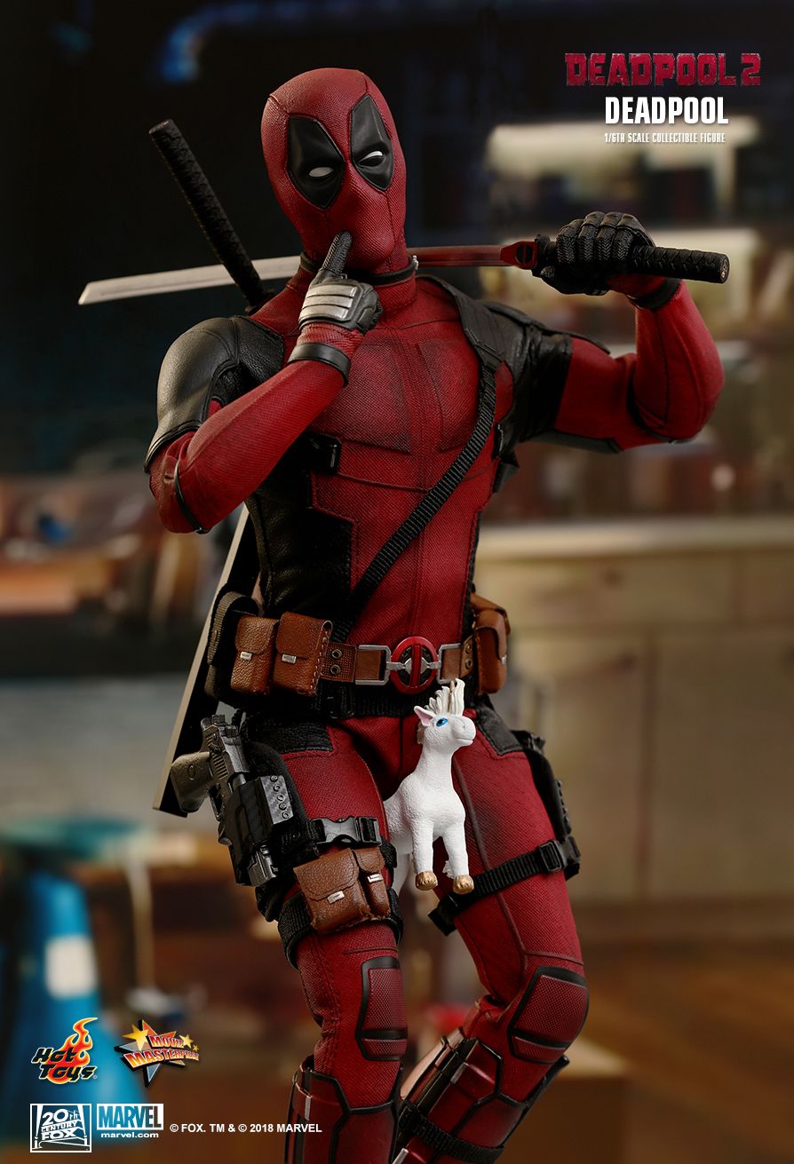 Hot Toys Deadpool 1/6 Scale Action Figure