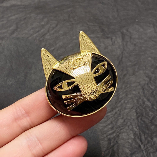 18K  Chanel Cat Brooch