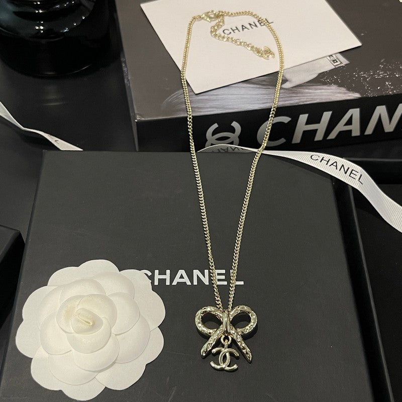 18K  Chanel Gold Bow Tie Necklace