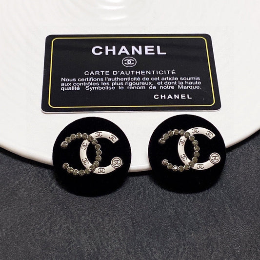 18K  Chanel Black Resin Circle Earrings