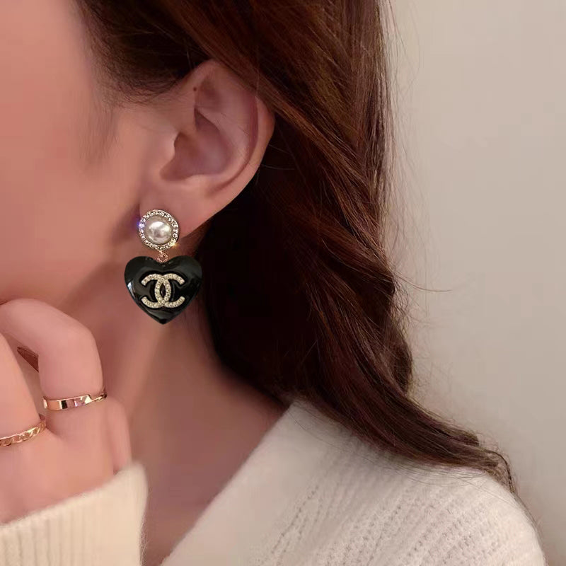 18K  Chanel Black Heart Earrings